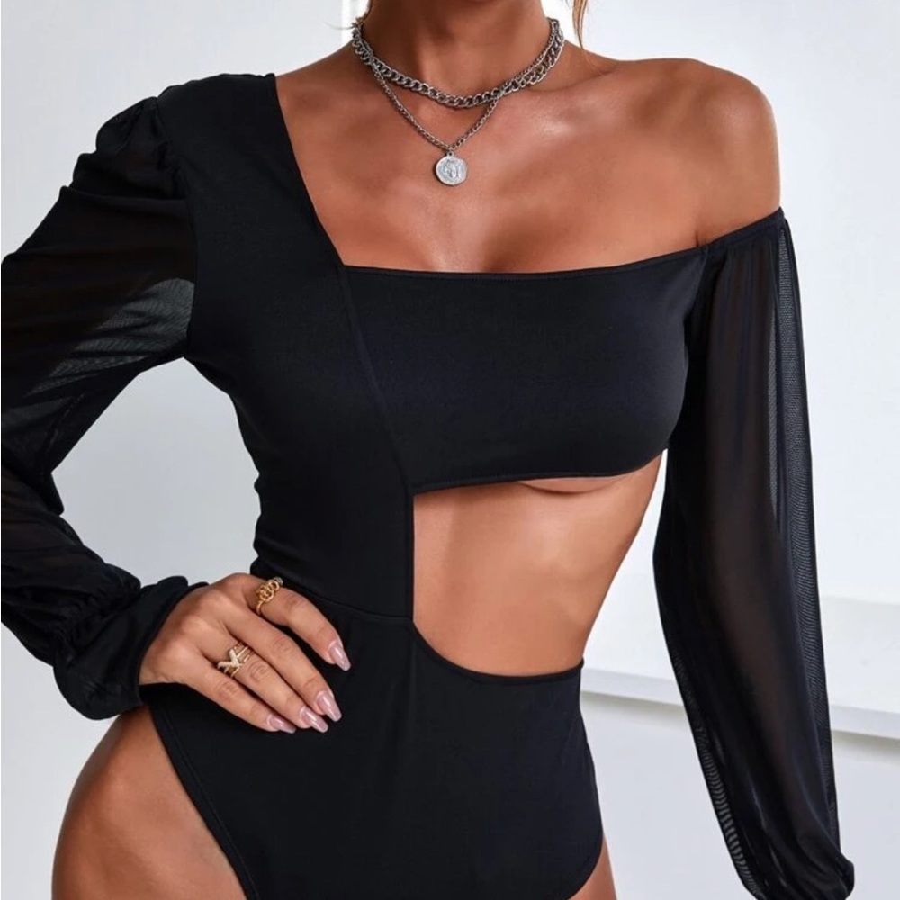 Sexy Cut Out Asymmetrical Shoulder Bodysuit
